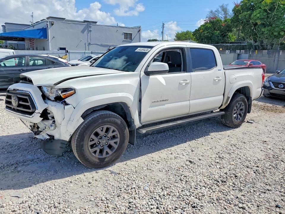 2020 TOYOTA Tacoma
