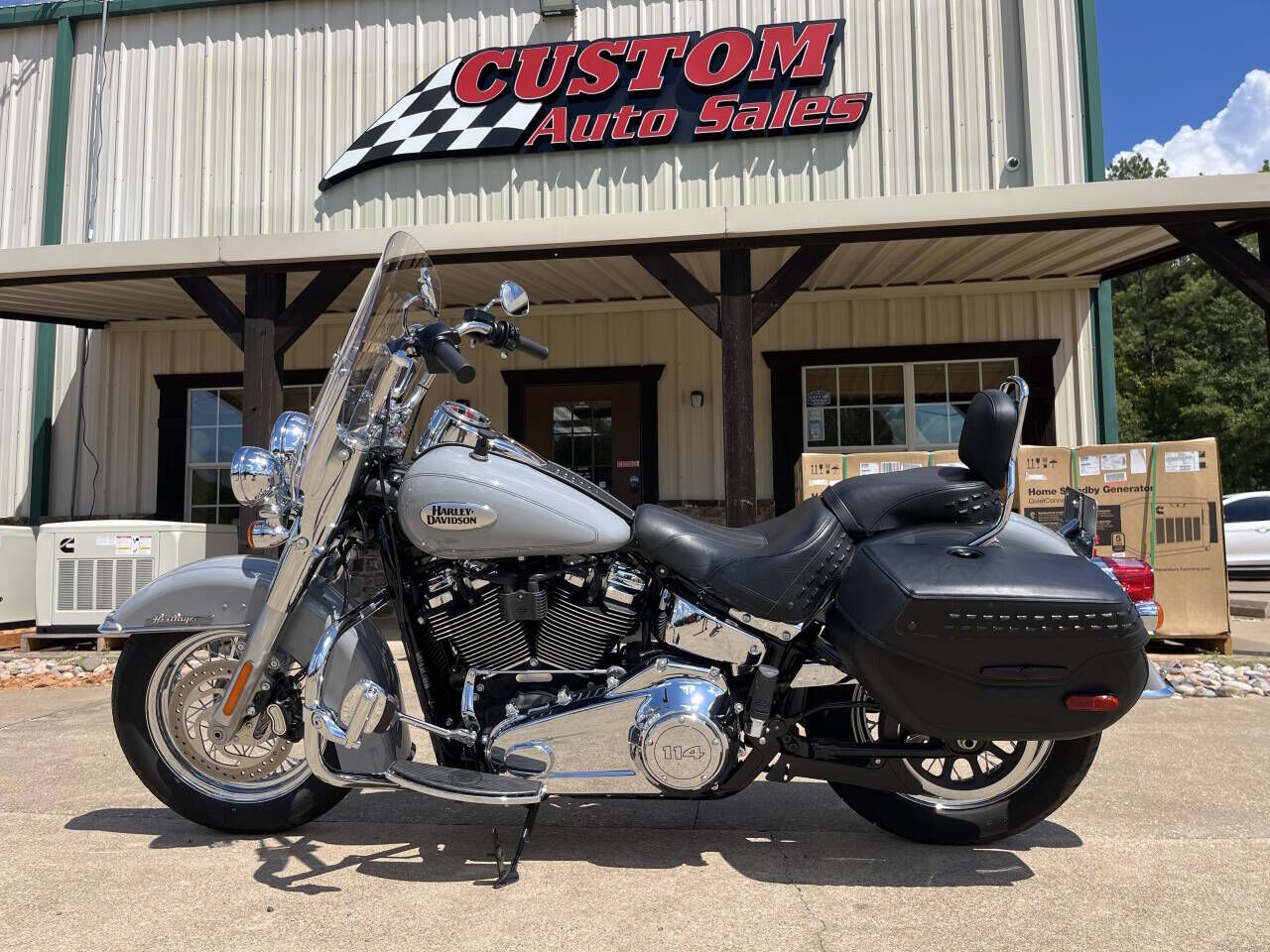 2024 HARLEY DAVIDSON FLHCS / Heritage Classic 114