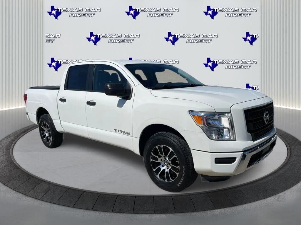 2022 NISSAN Titan