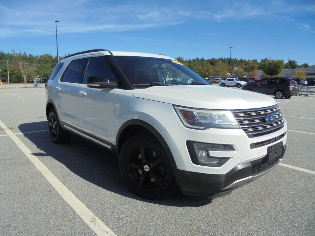 2016 FORD Explorer