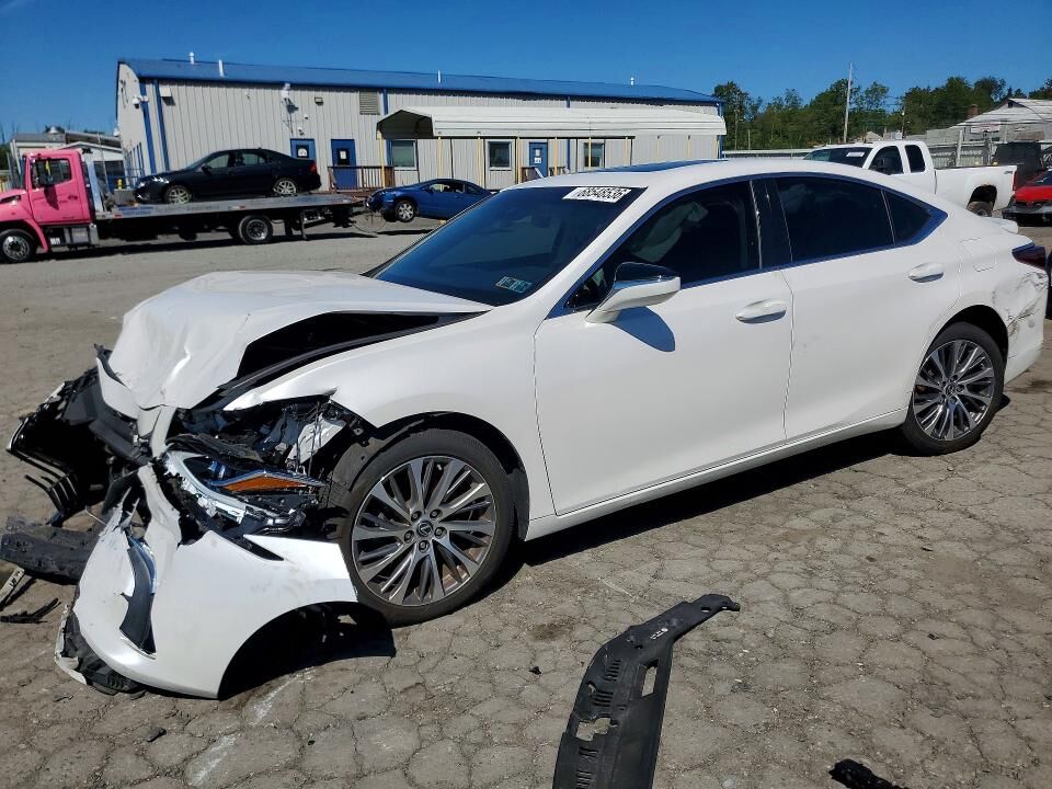 2021 LEXUS ES