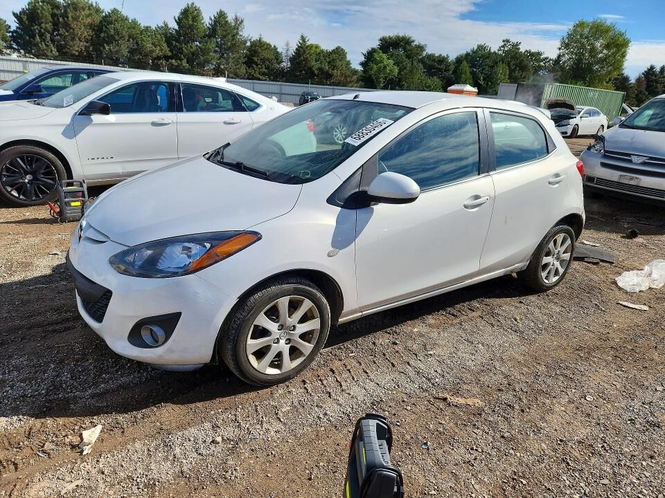 2011 MAZDA Mazda2