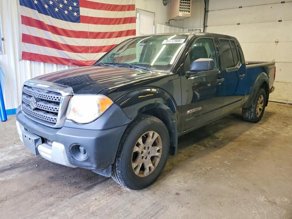 2011 SUZUKI Equator