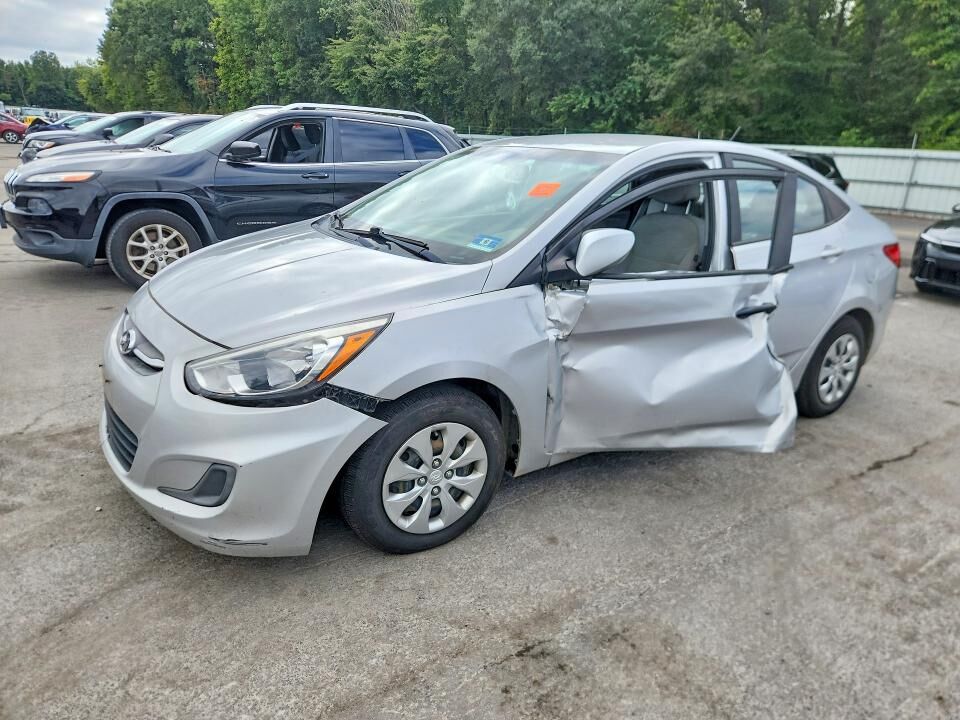 2016 HYUNDAI Accent