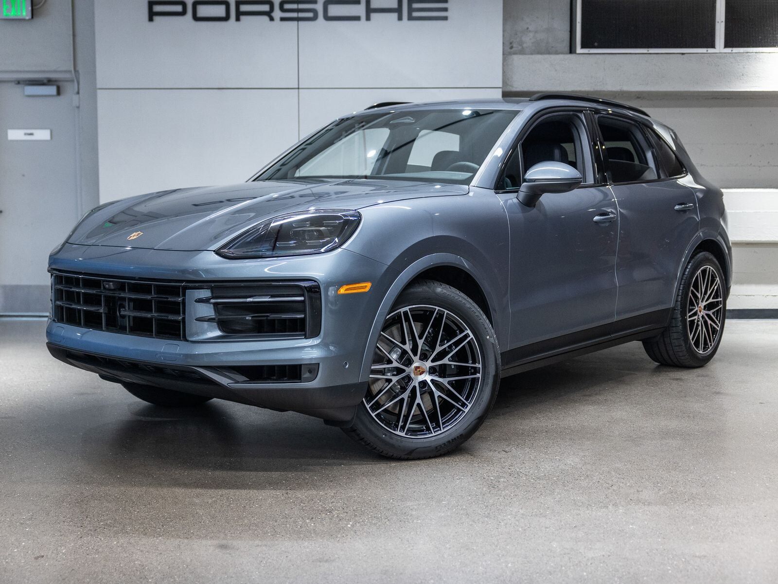 2026 PORSCHE Cayenne