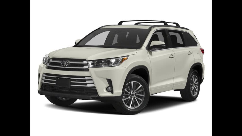 2017 TOYOTA Highlander