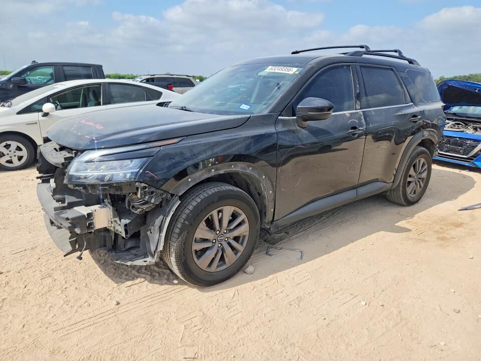 2022 NISSAN Pathfinder