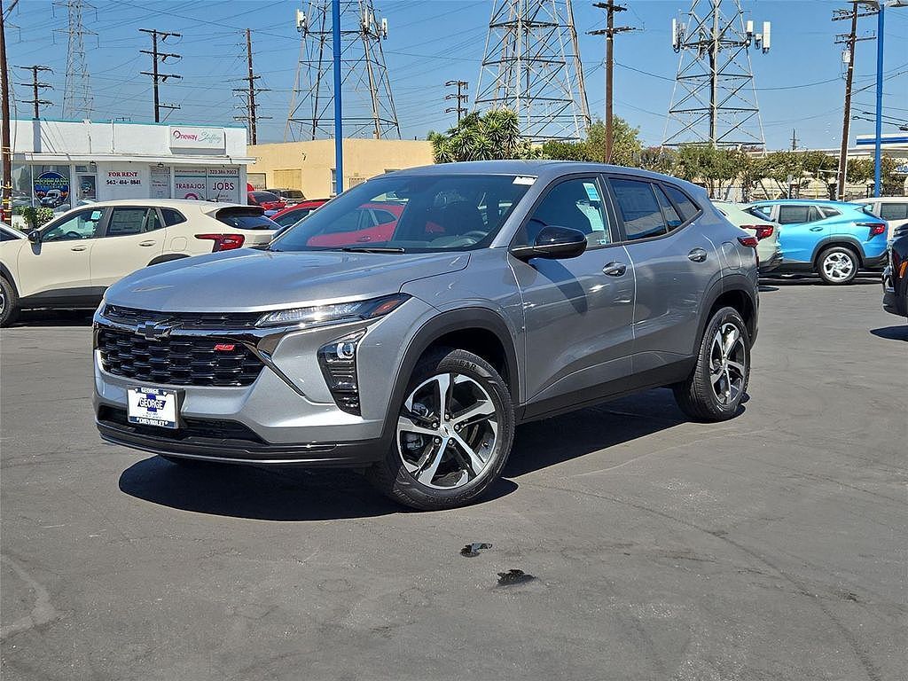2026 CHEVROLET Trax