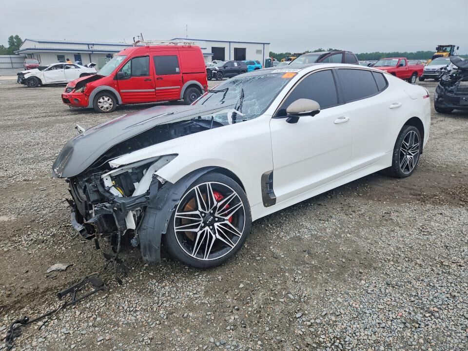 2022 KIA Stinger