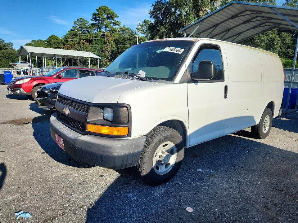 2013 CHEVROLET Express