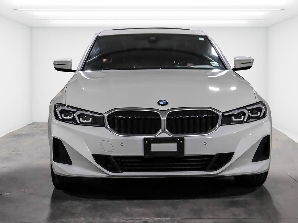 2023 BMW 330i