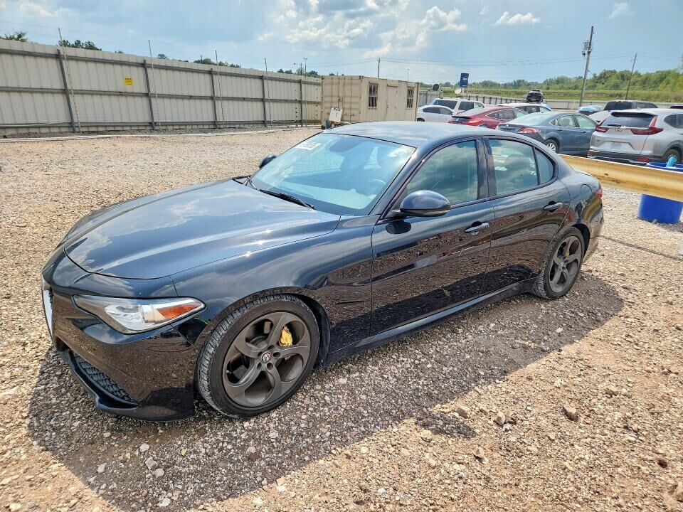2017 ALFA ROMEO Giulia