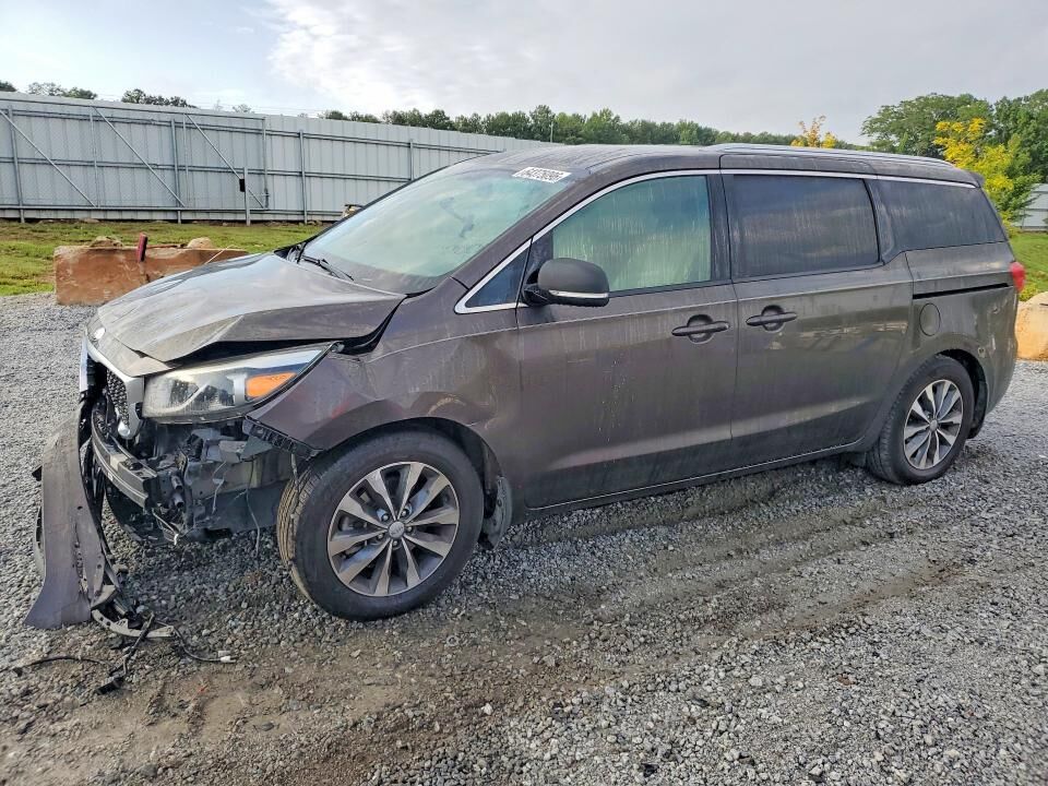 2017 KIA Sedona