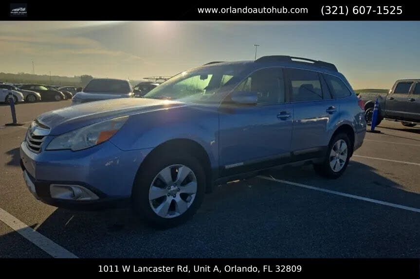 2011 SUBARU Outback