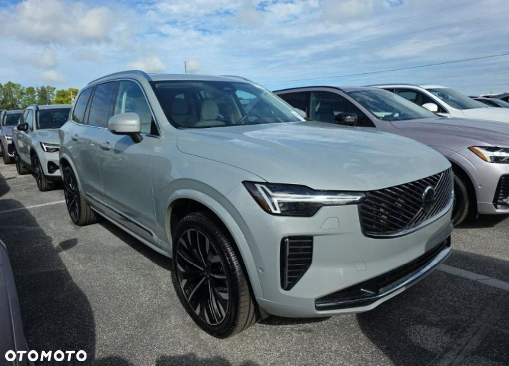 2026 VOLVO XC90
