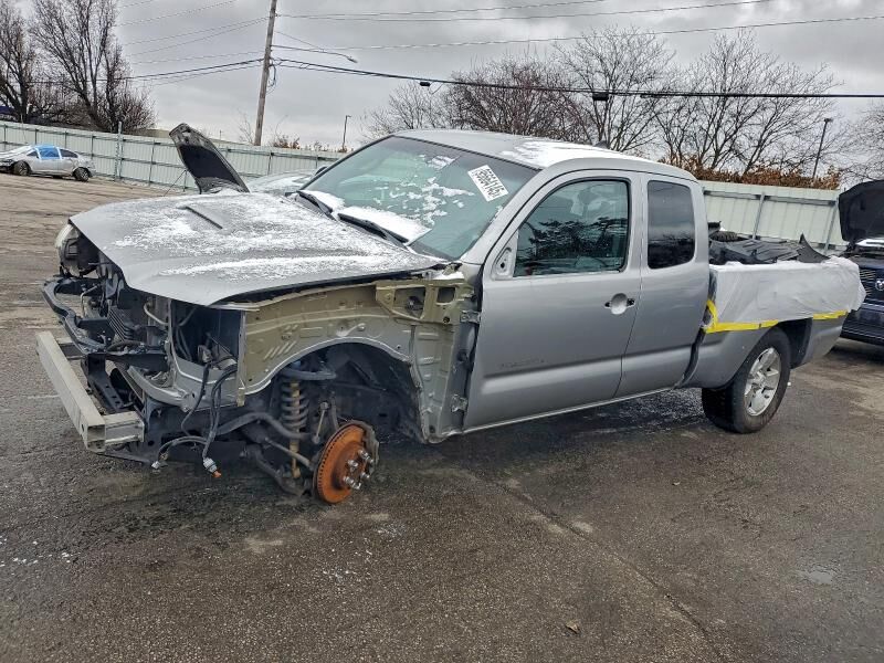 2015 TOYOTA Tacoma