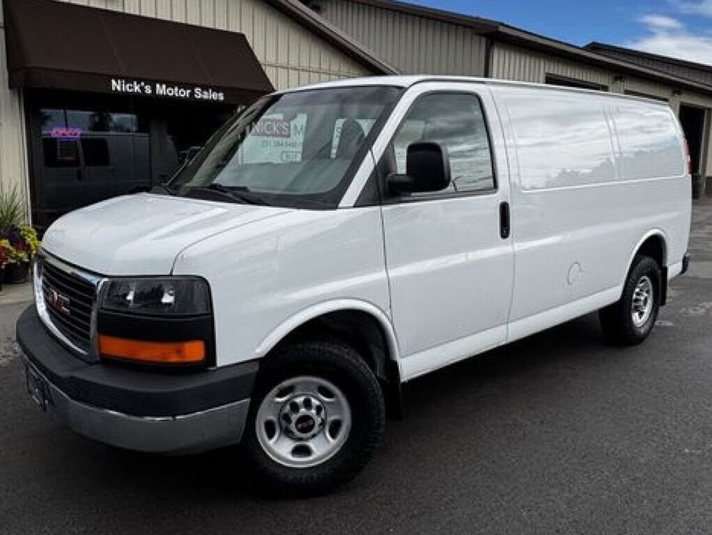 2016 GMC Savana