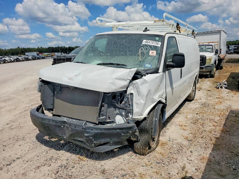 2024 CHEVROLET Express