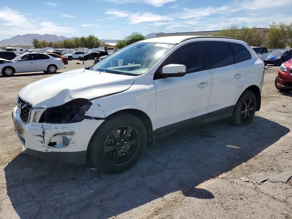 2011 VOLVO XC60