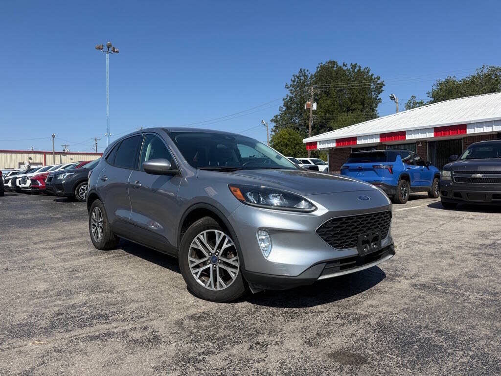 2022 FORD Escape