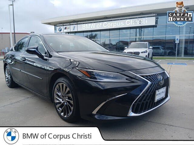 2025 LEXUS ES