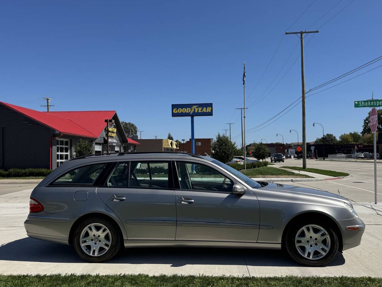 2004 MERCEDES-BENZ E-Class