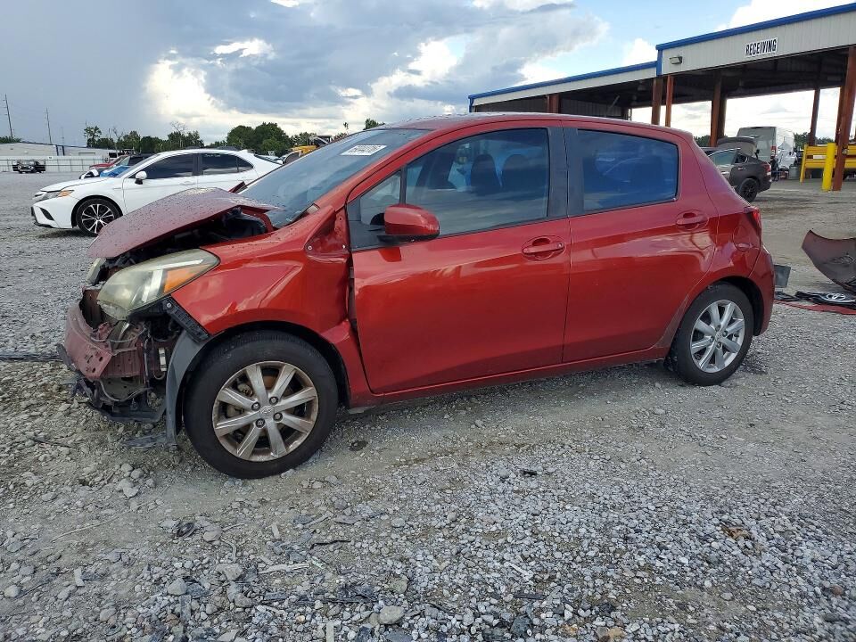 2015 TOYOTA Yaris