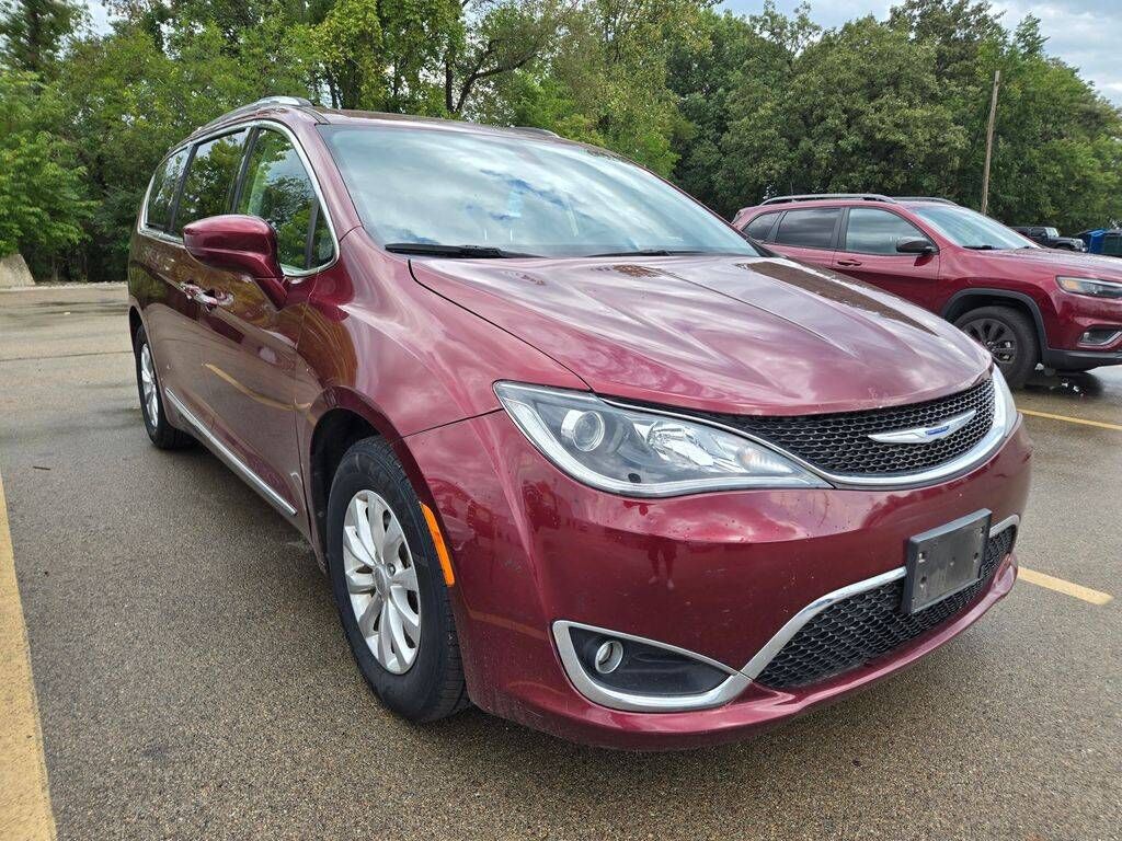 2019 CHRYSLER Pacifica