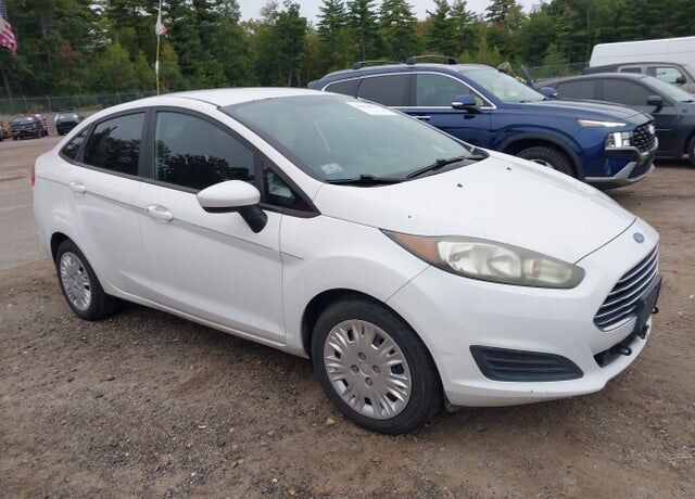 2015 FORD Fiesta