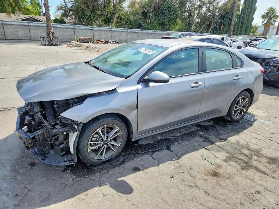 2023 KIA Forte