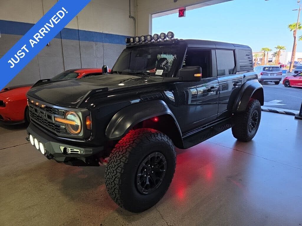 2023 FORD Bronco