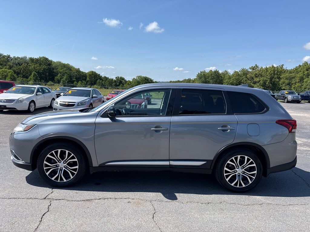 2017 MITSUBISHI Outlander