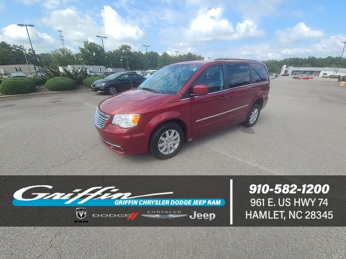 2014 CHRYSLER Town and Country