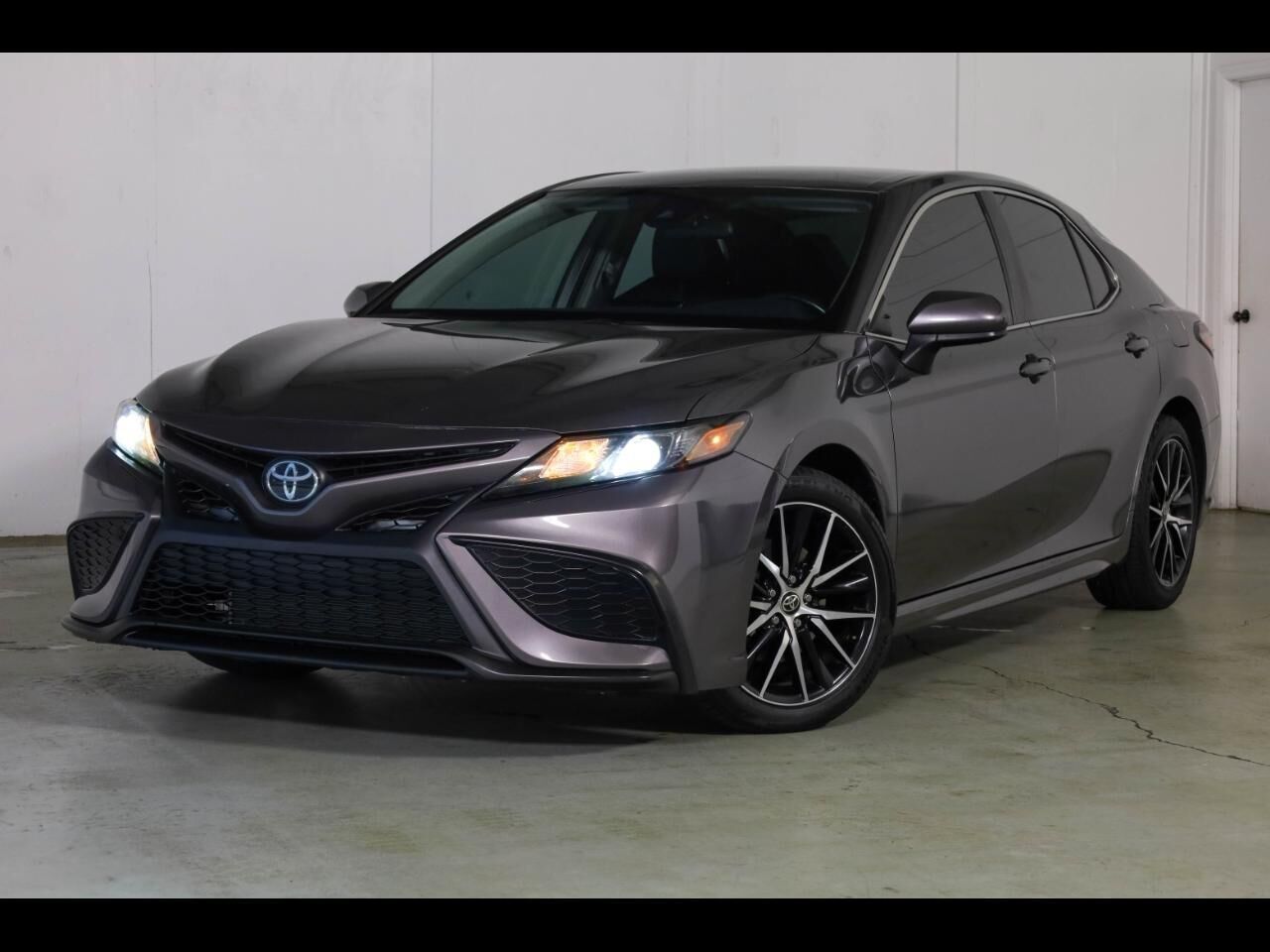 2021 TOYOTA Camry