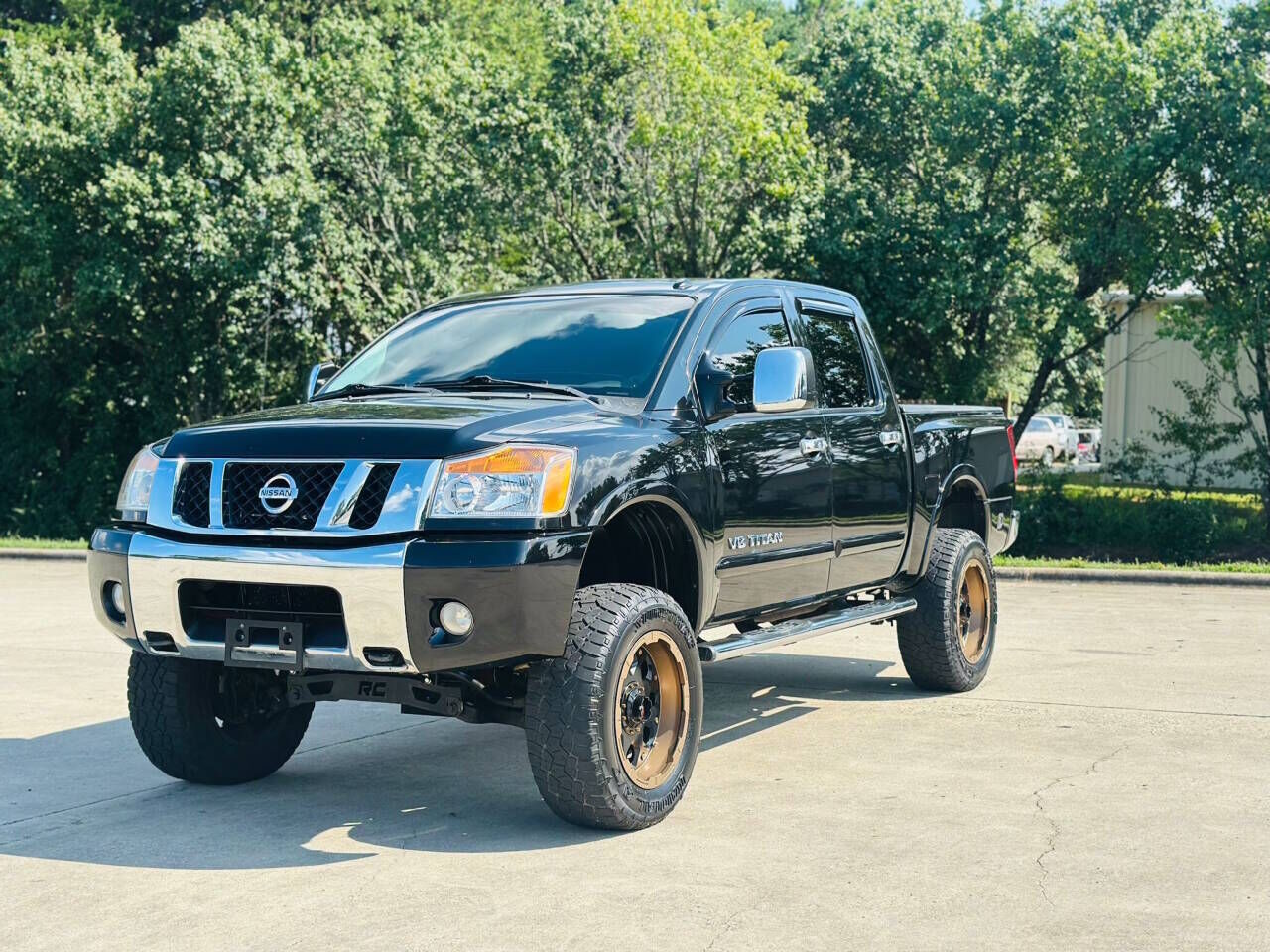 2015 NISSAN Titan