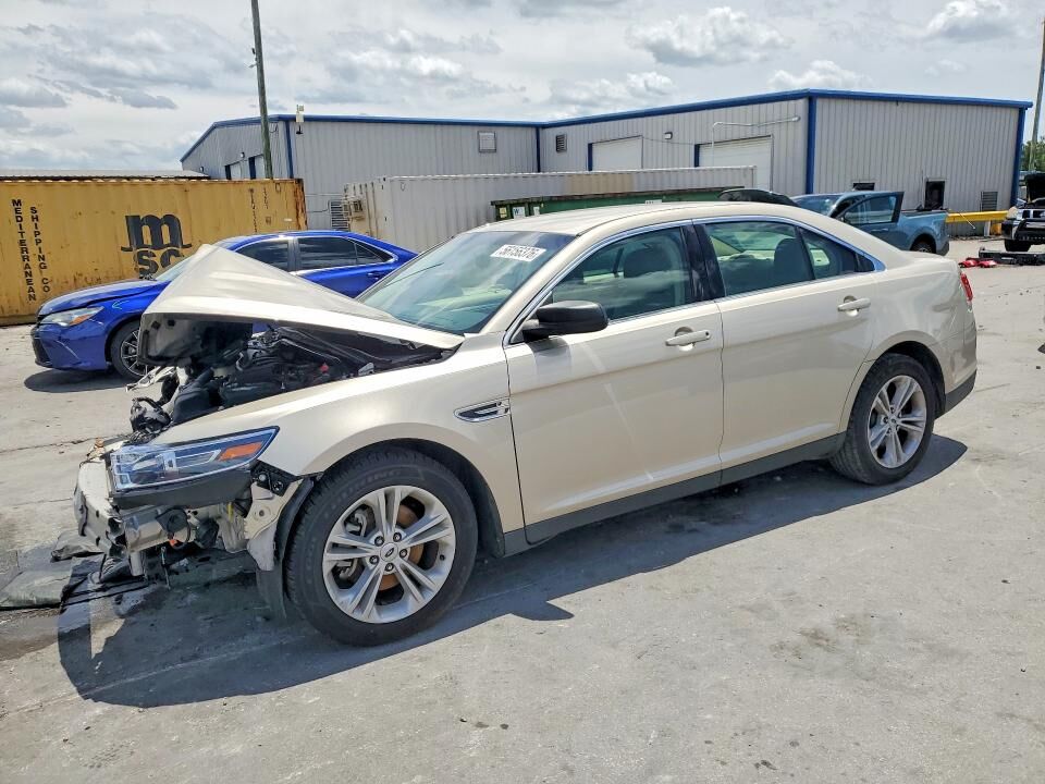 2018 FORD Taurus