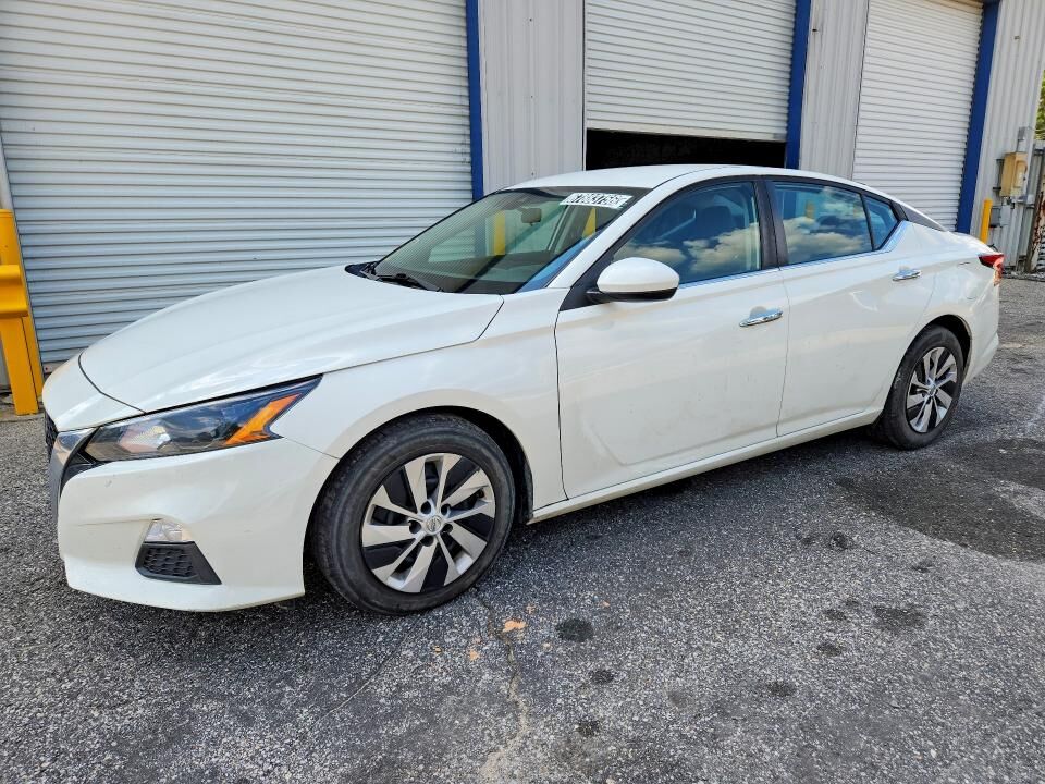 2022 NISSAN Altima
