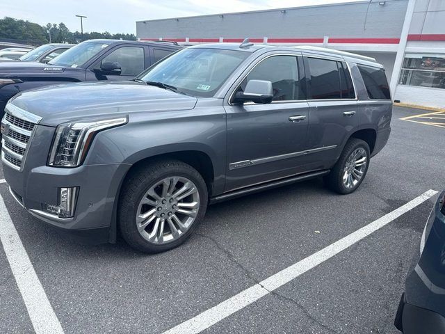 2019 CADILLAC Escalade