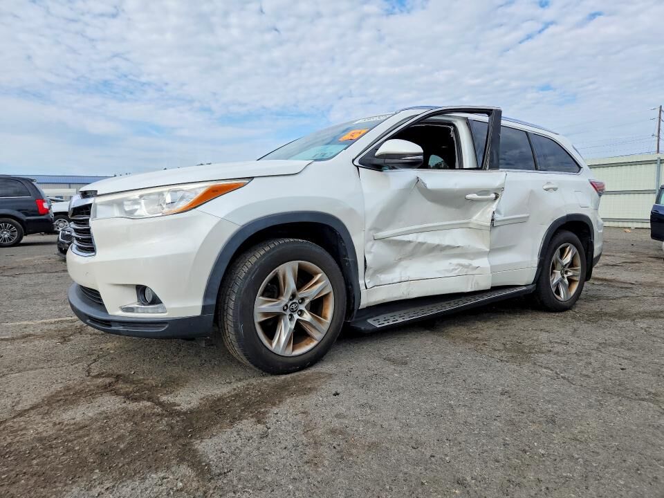 2016 TOYOTA Highlander