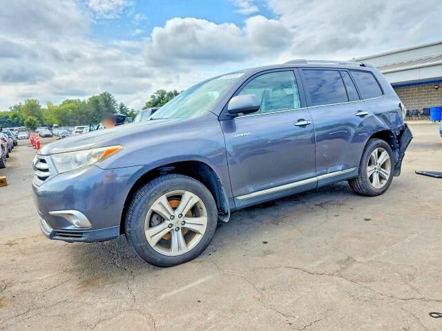 2012 TOYOTA Highlander