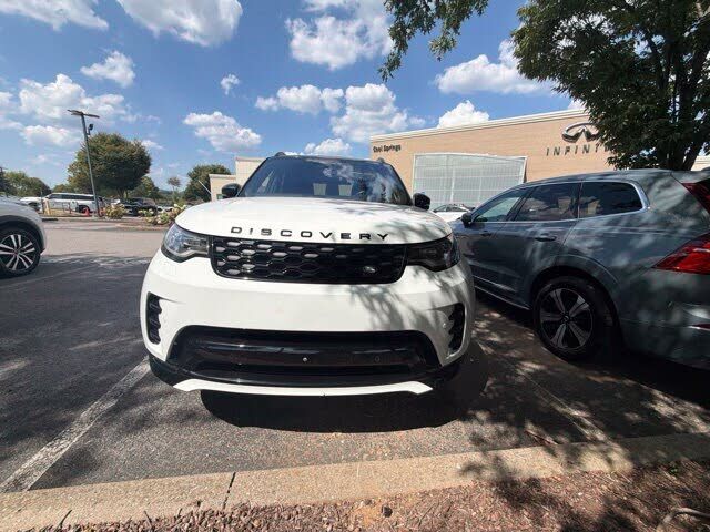 2022 LAND ROVER Discovery