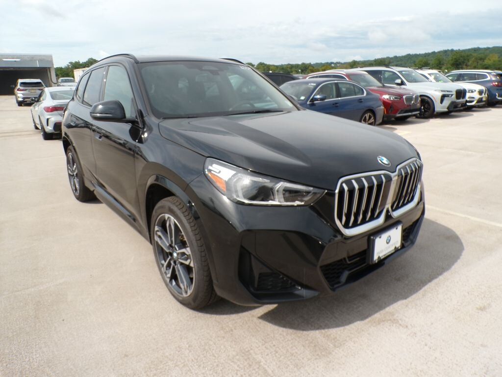 2023 BMW X1