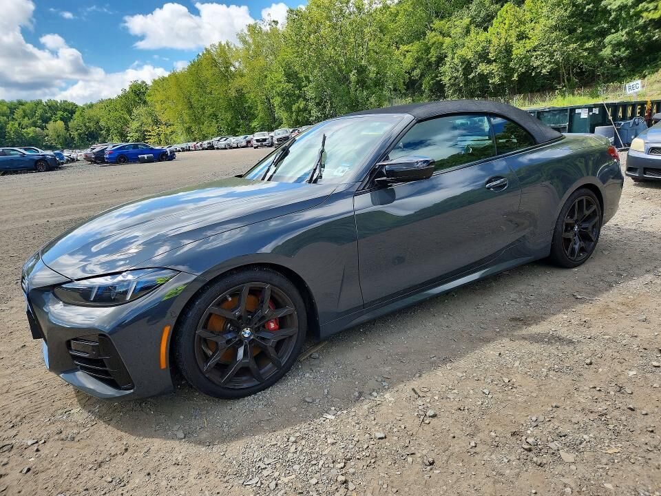 2025 BMW M4