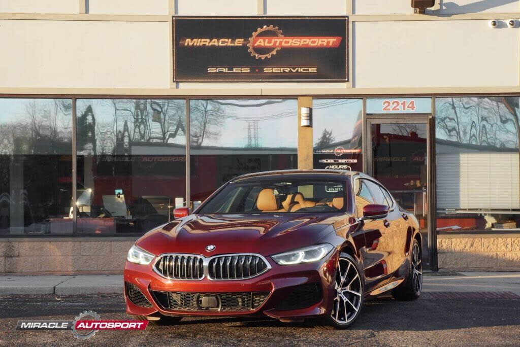 2020 BMW M8