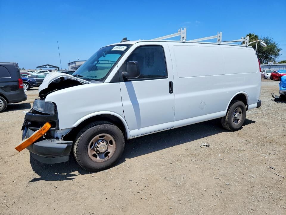 2022 CHEVROLET Express