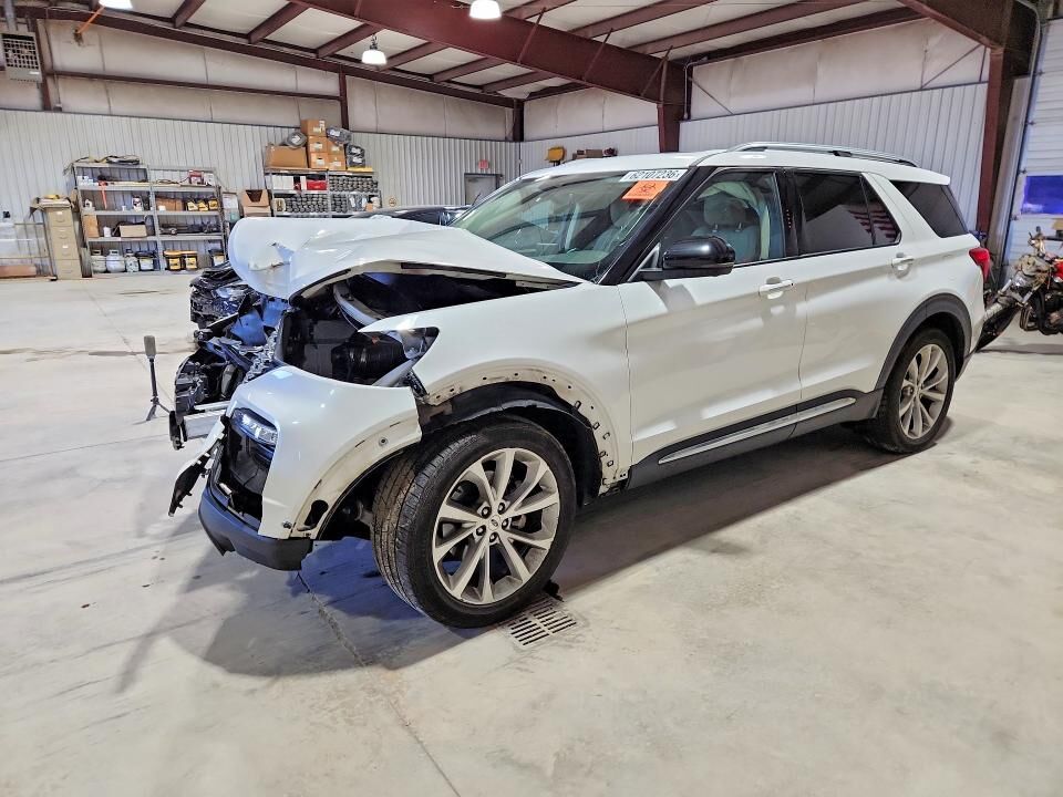 2021 FORD Explorer