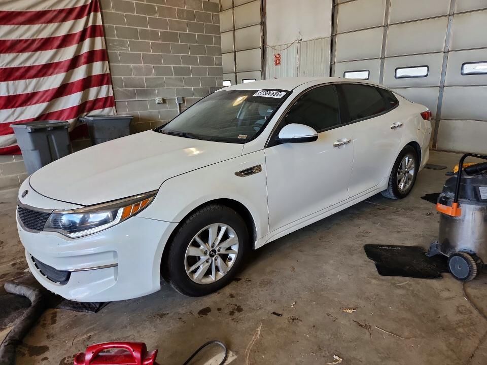 2017 KIA Optima