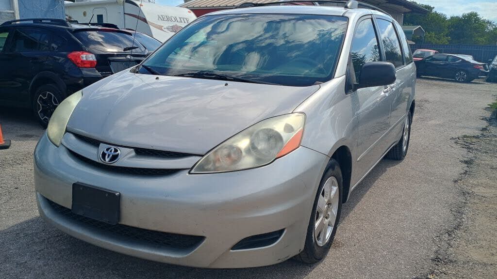 2009 TOYOTA Sienna