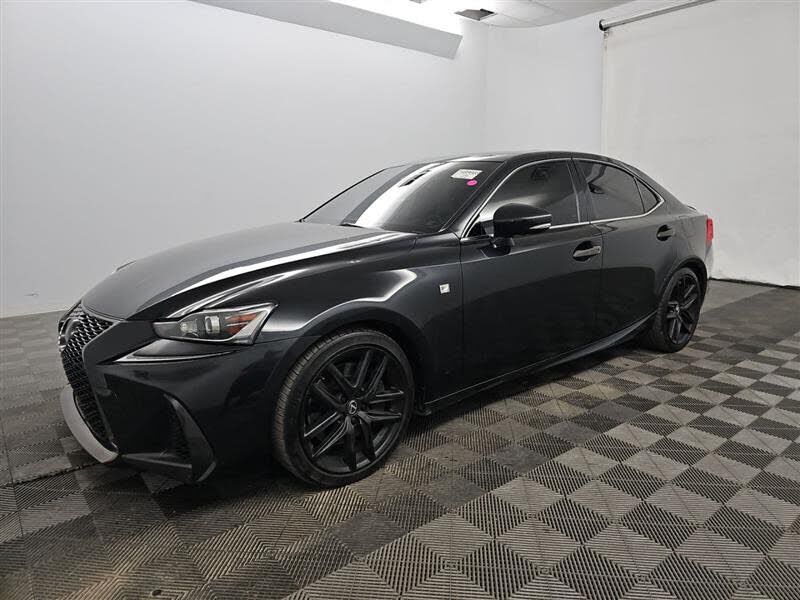 2019 LEXUS IS