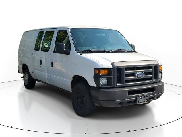 2011 FORD E-150